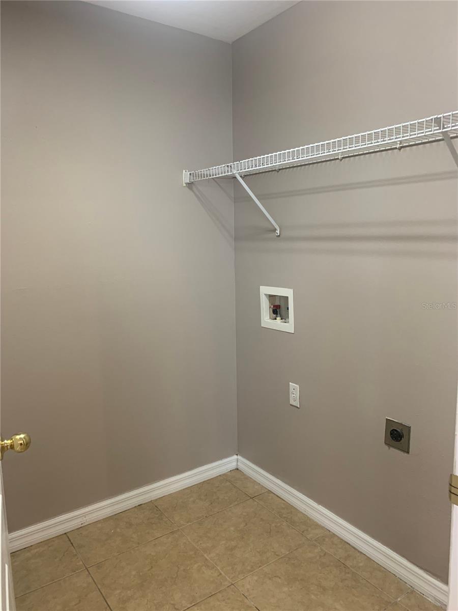 Image 13 of 24 For 7117 Red Lantern Drive 7117