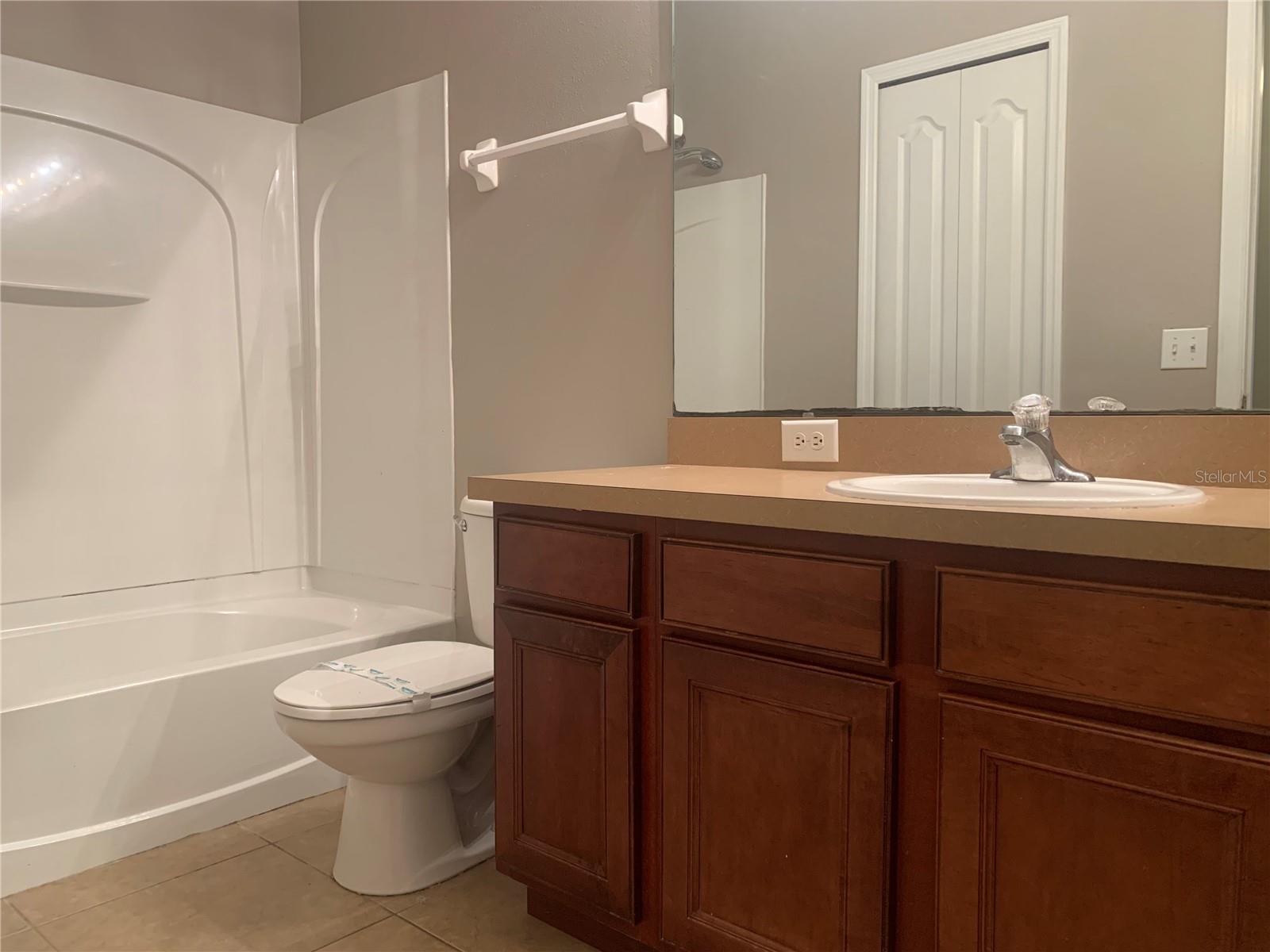 Image 18 of 24 For 7117 Red Lantern Drive 7117