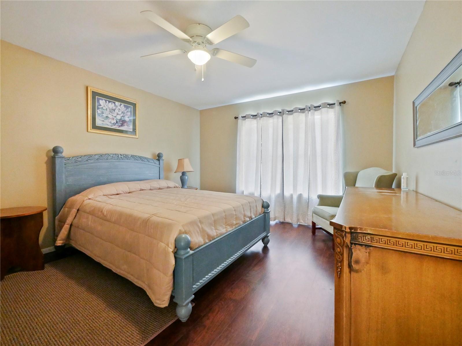 Image 18 of 36 For 1227 Foxforrest Circle