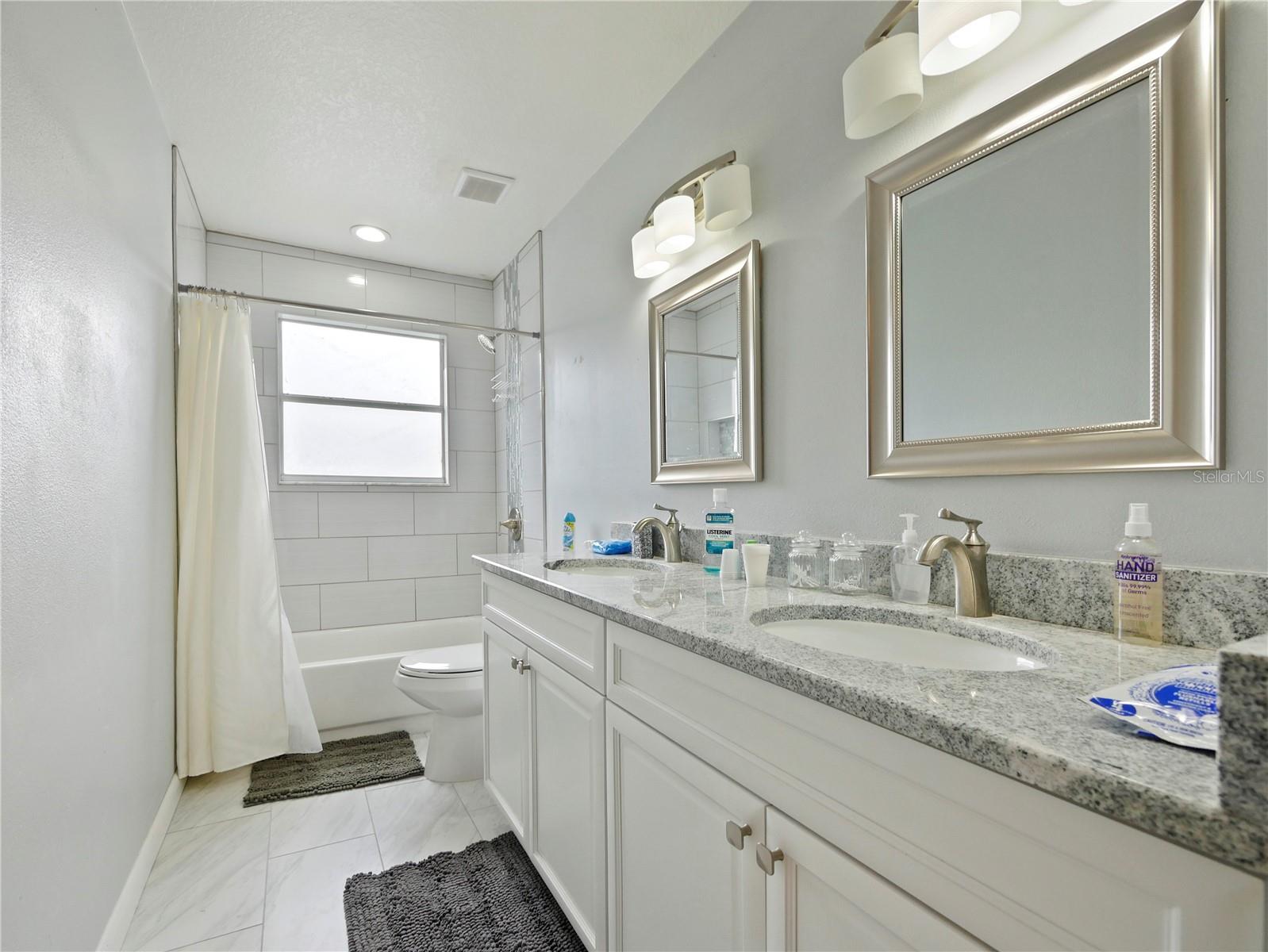 Image 19 of 36 For 1227 Foxforrest Circle