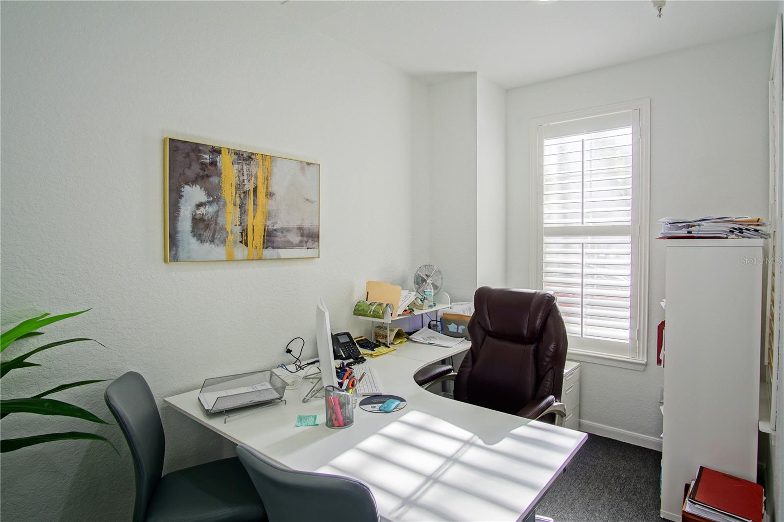 Image 5 of 7 For 860 Orange Avenue 135
