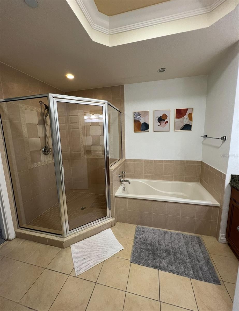 Image 10 of 19 For 7612 Cabana Court 101