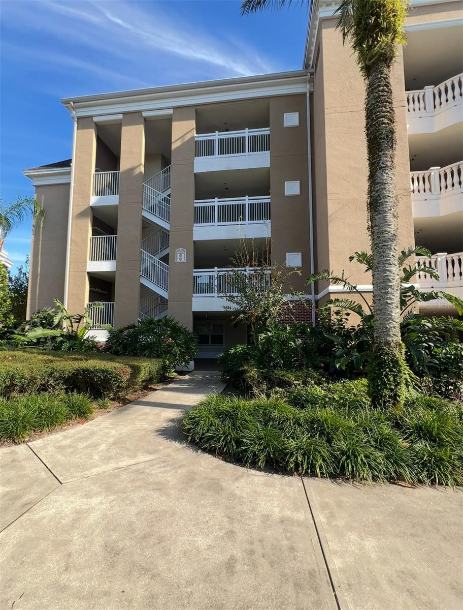 Image 2 of 19 For 7612 Cabana Court 101
