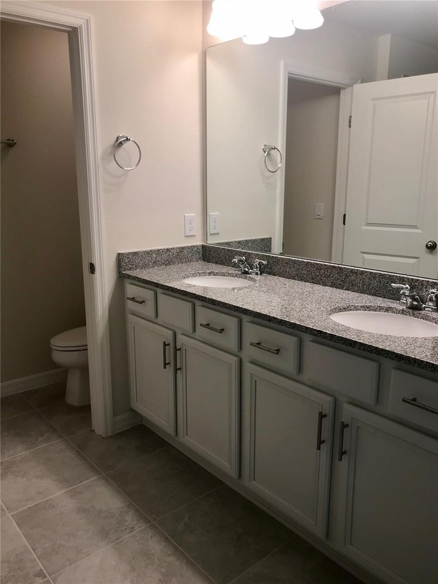 Image 11 of 35 For 2680 Mead Avenue