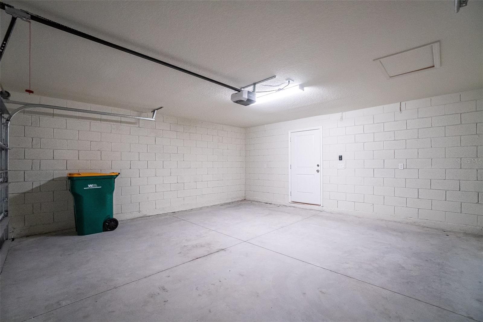 Image 24 of 35 For 2680 Mead Avenue