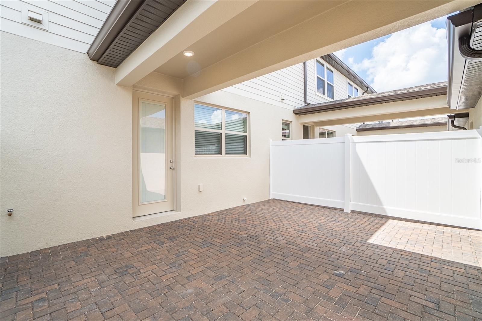 Image 25 of 35 For 2680 Mead Avenue