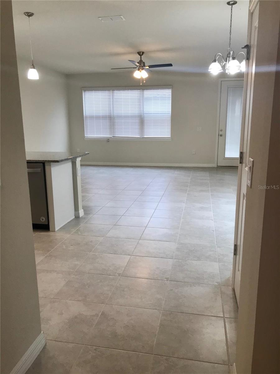 Image 7 of 35 For 2680 Mead Avenue