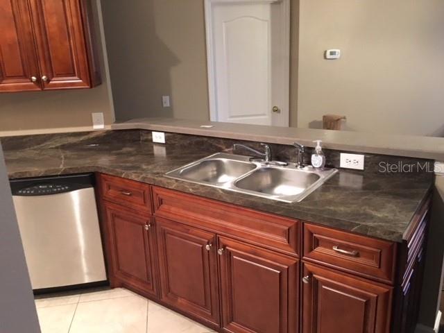 Image 9 of 25 For 7113 Harmony Square Drive S 27a