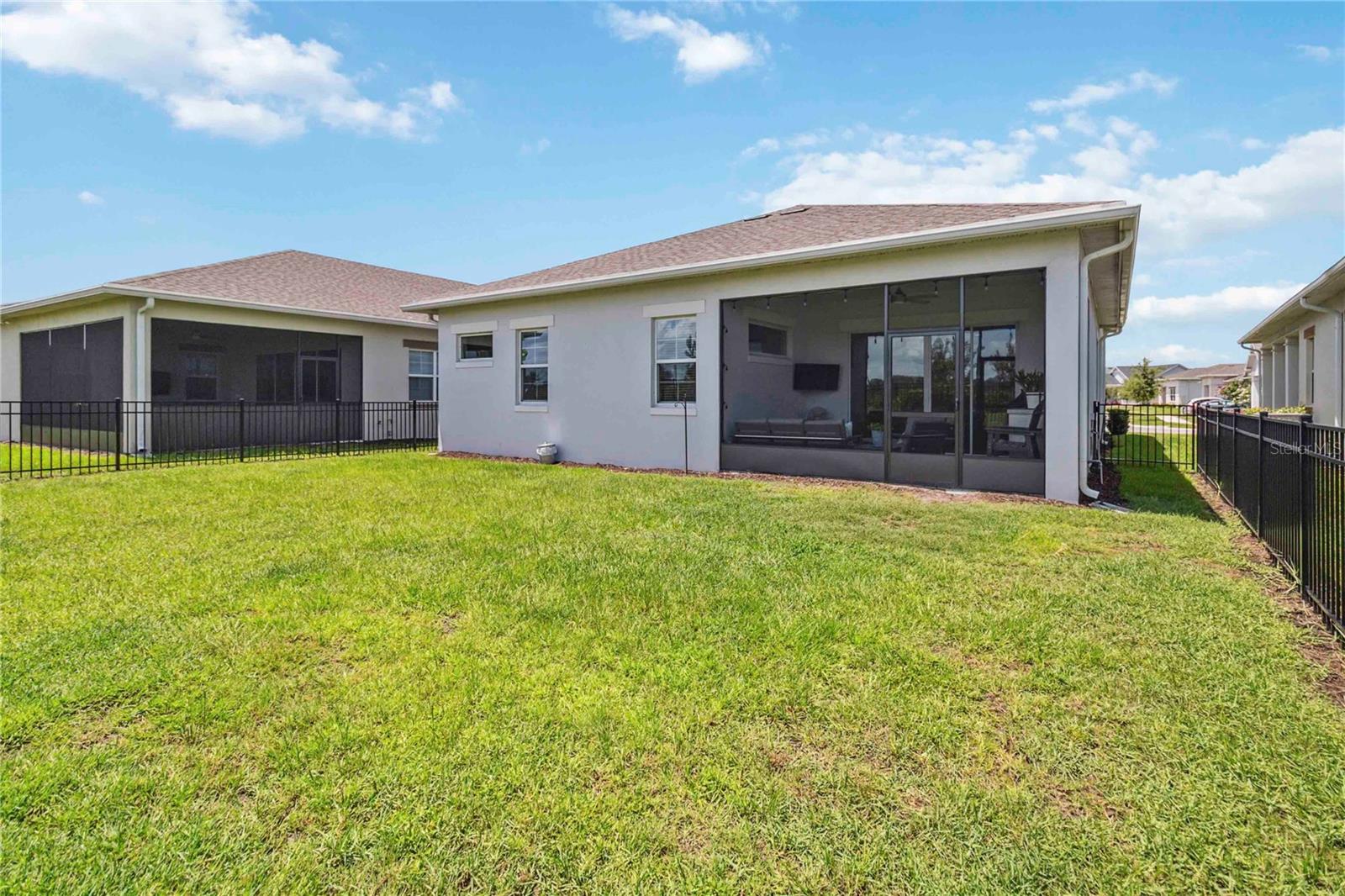 Image 32 of 45 For 2621 Redblush Terrace