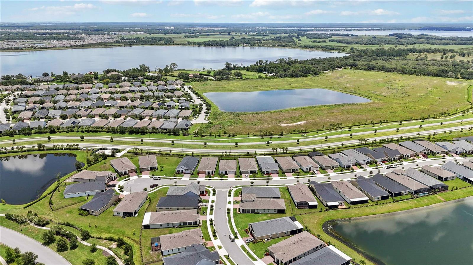 Image 39 of 45 For 2621 Redblush Terrace