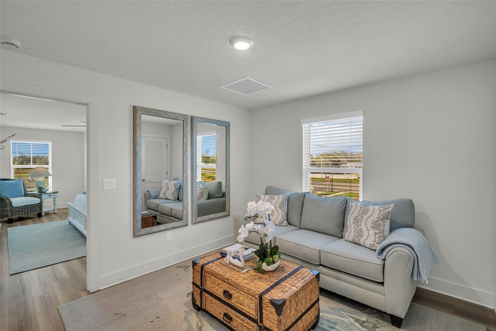 Image 32 of 43 For 14024 Emerald Fields Drive