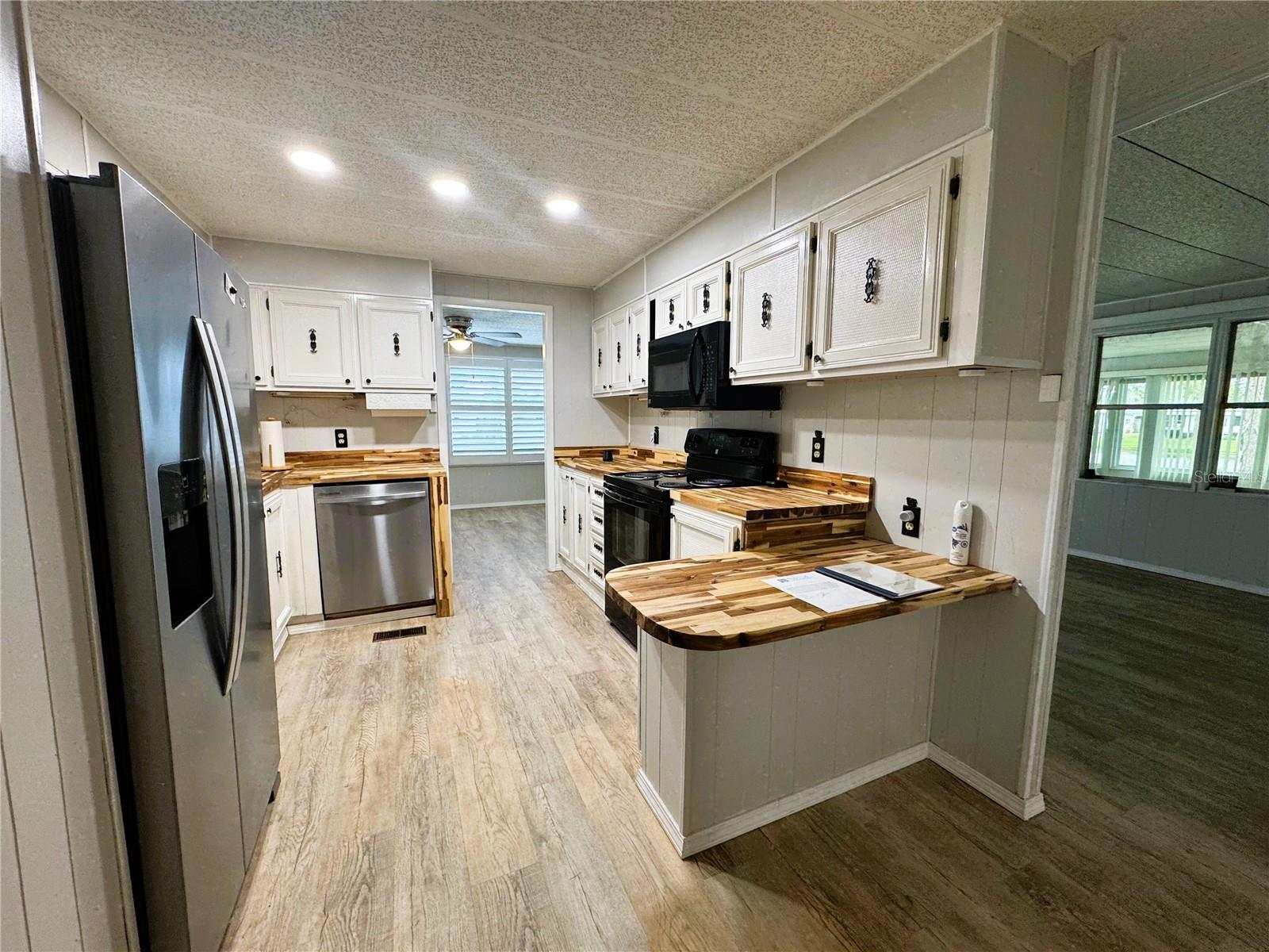 Image 16 of 46 For 105 Temple Cove W