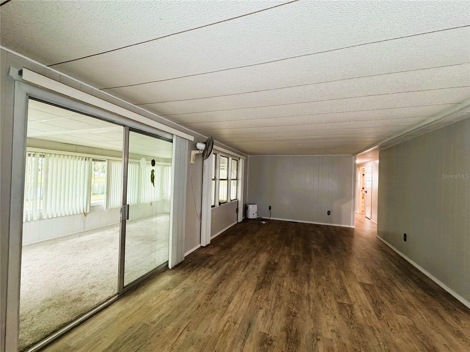 Image 26 of 46 For 105 Temple Cove W