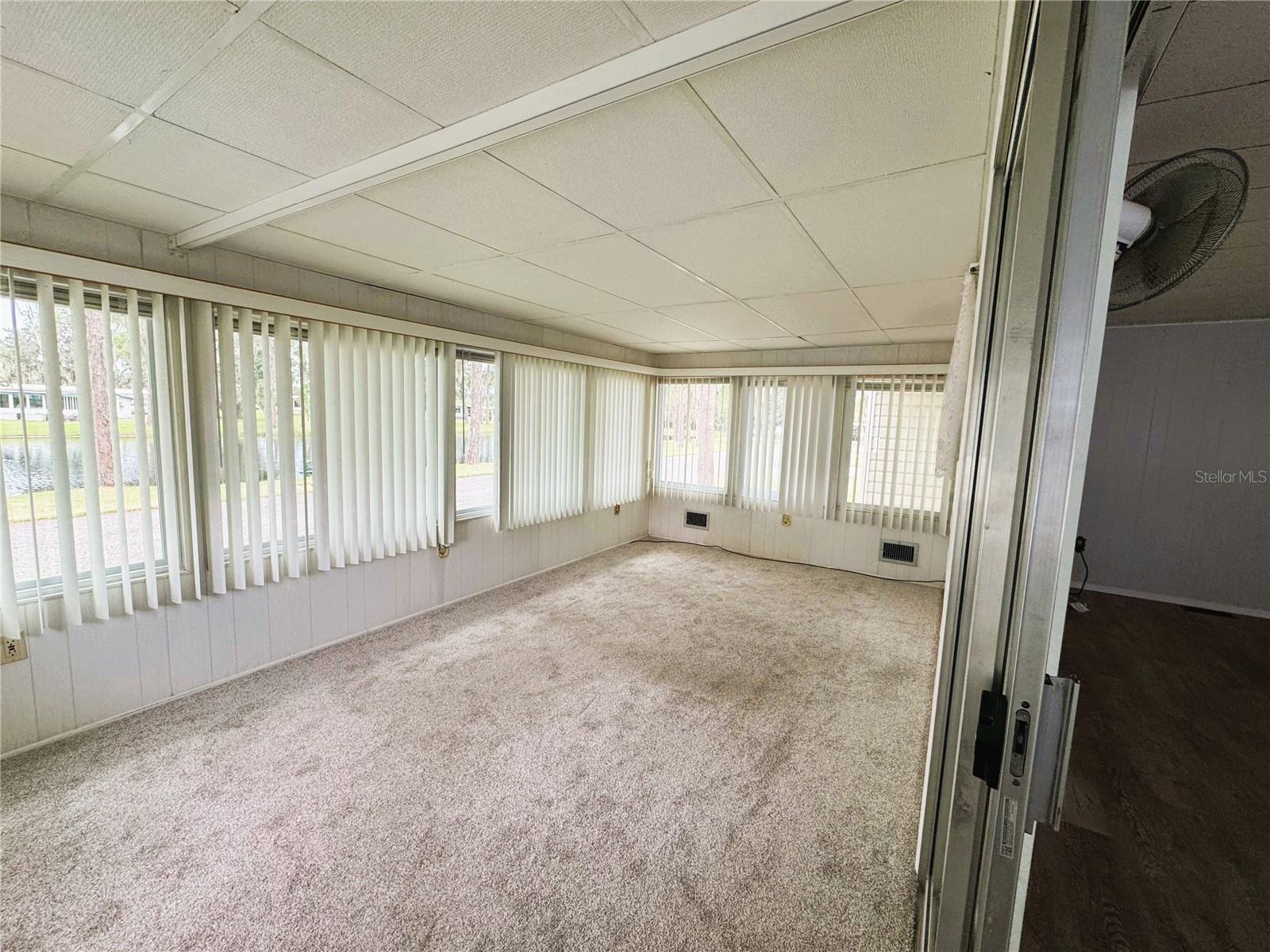 Image 27 of 46 For 105 Temple Cove W