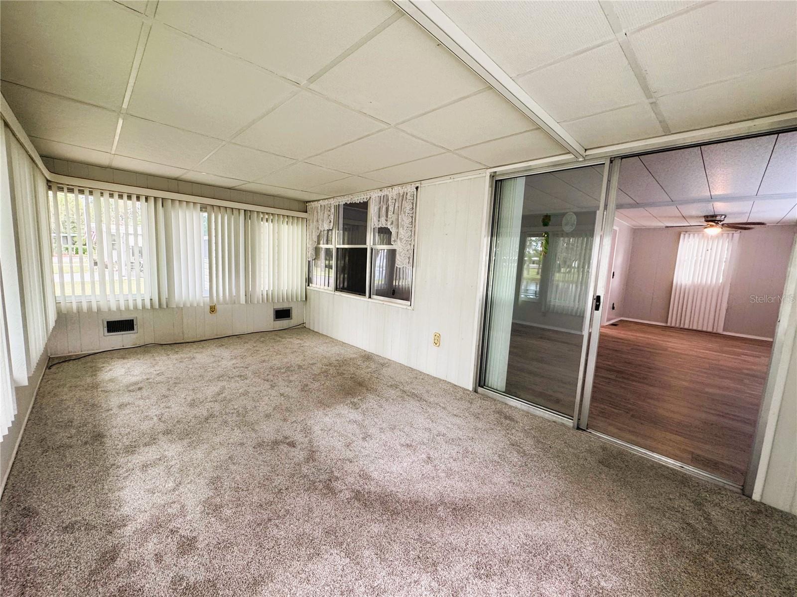 Image 31 of 46 For 105 Temple Cove W