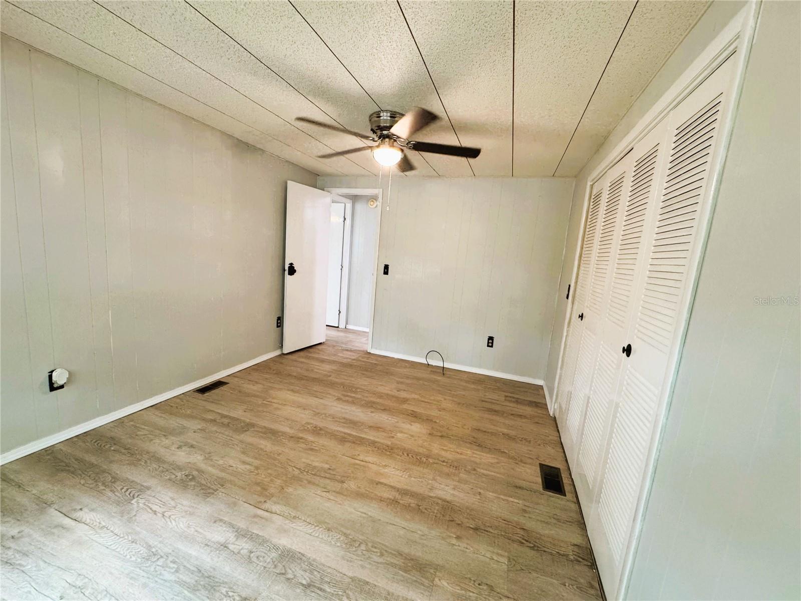 Image 37 of 46 For 105 Temple Cove W