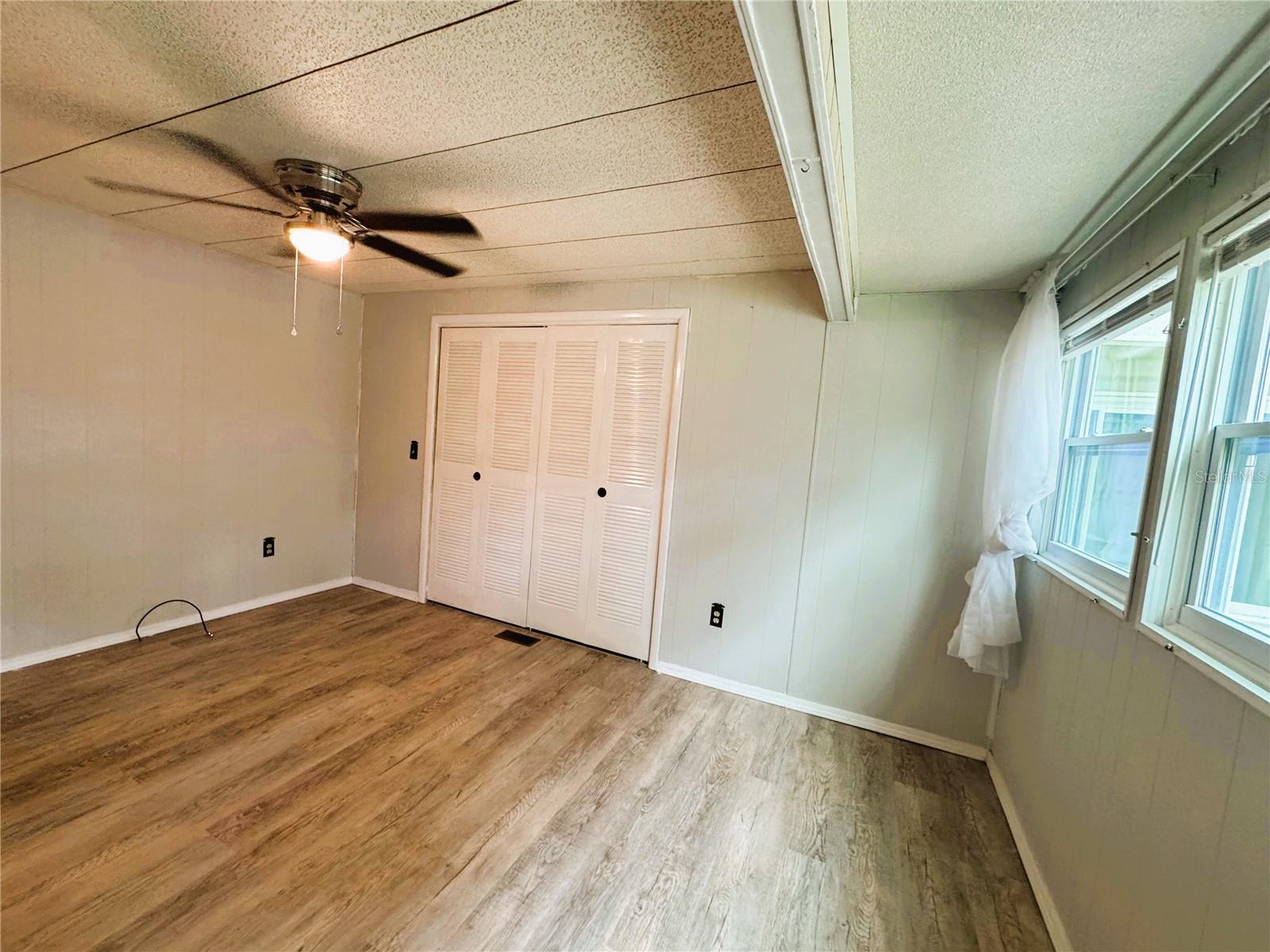 Image 38 of 46 For 105 Temple Cove W