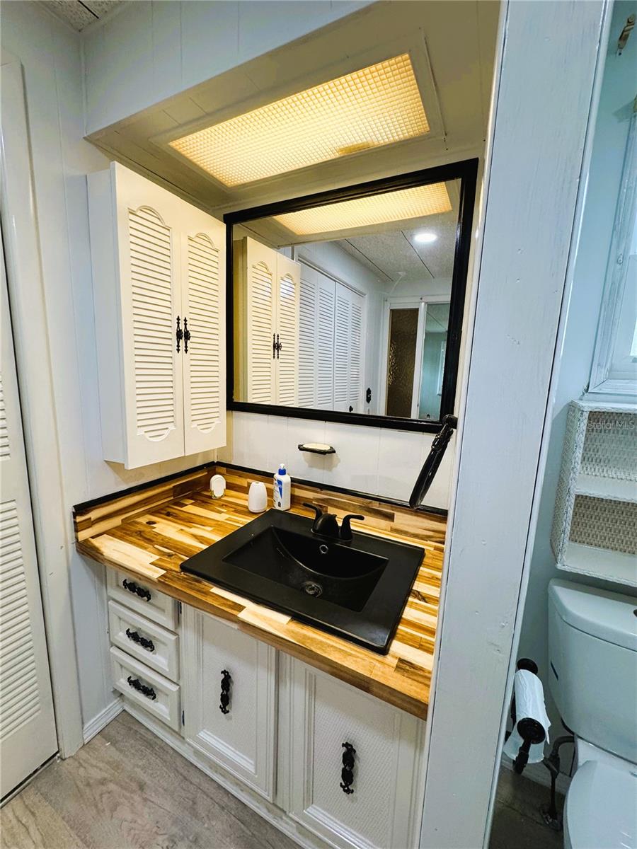 Image 46 of 46 For 105 Temple Cove W