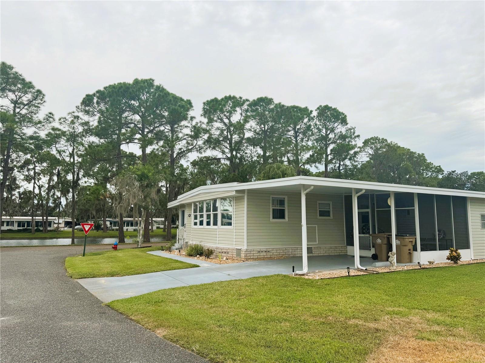 Image 7 of 46 For 105 Temple Cove W