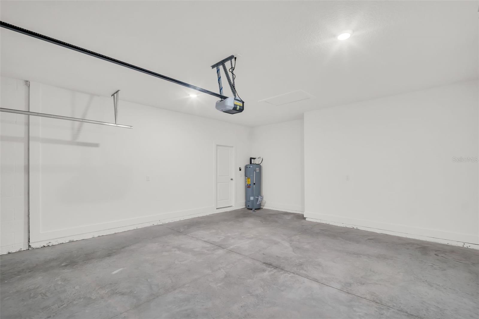 Image 12 of 48 For 7938 Chandler Lake Court