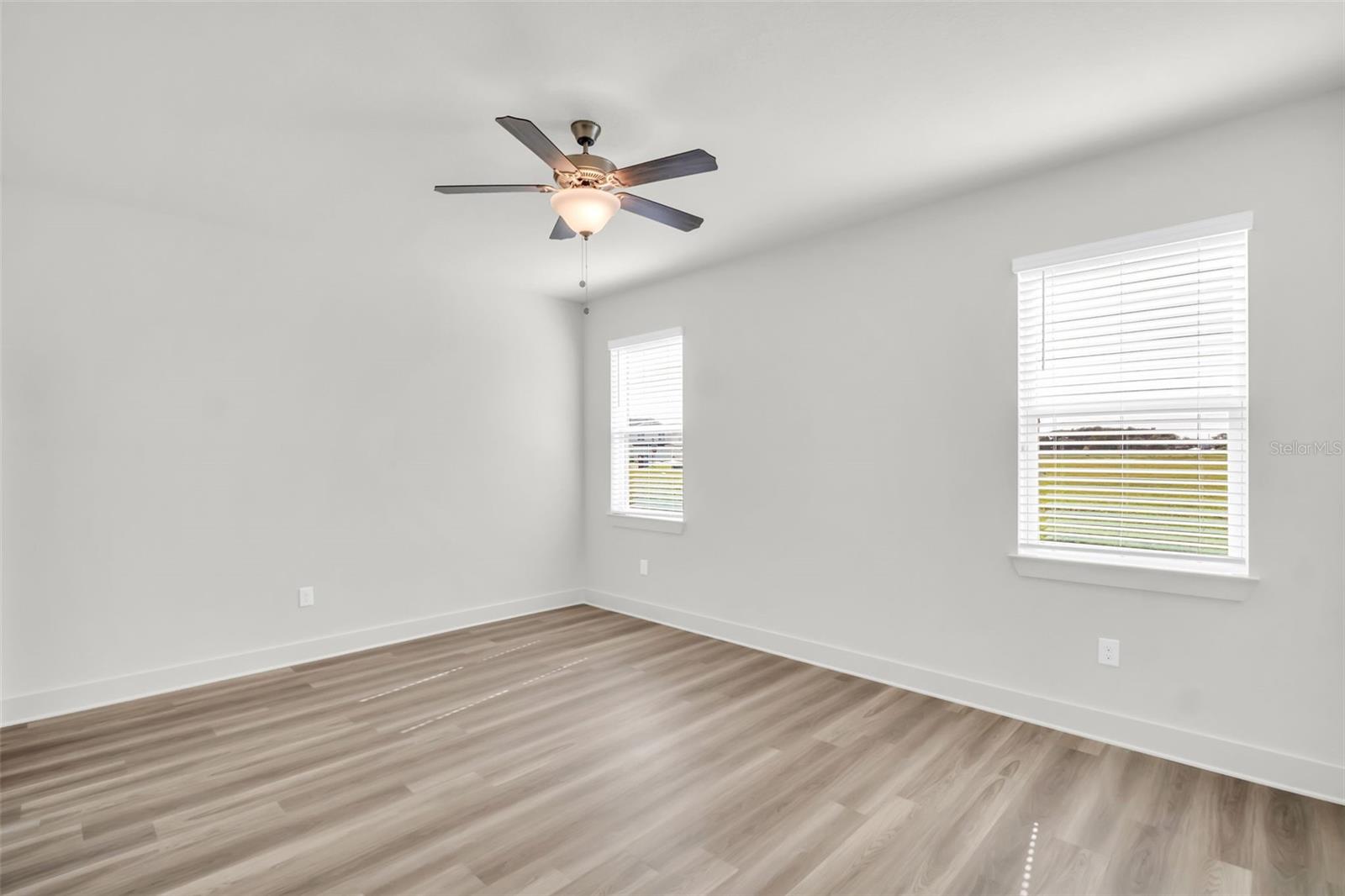 Image 22 of 48 For 7938 Chandler Lake Court