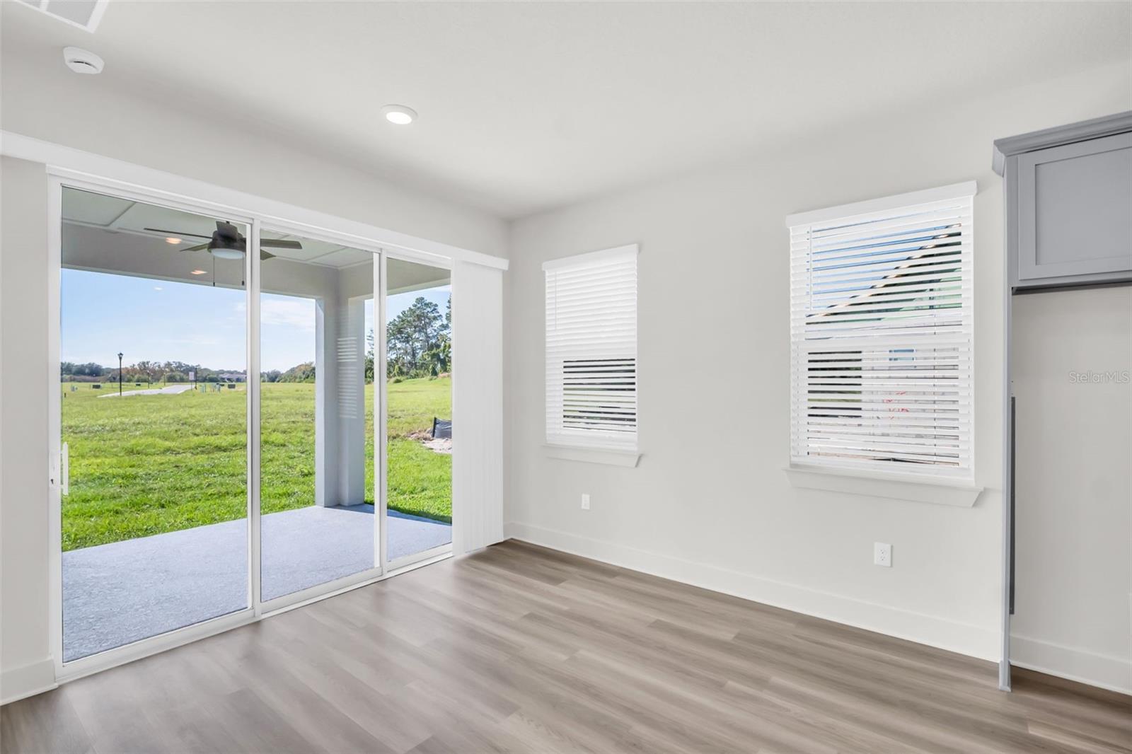 Image 34 of 48 For 7938 Chandler Lake Court