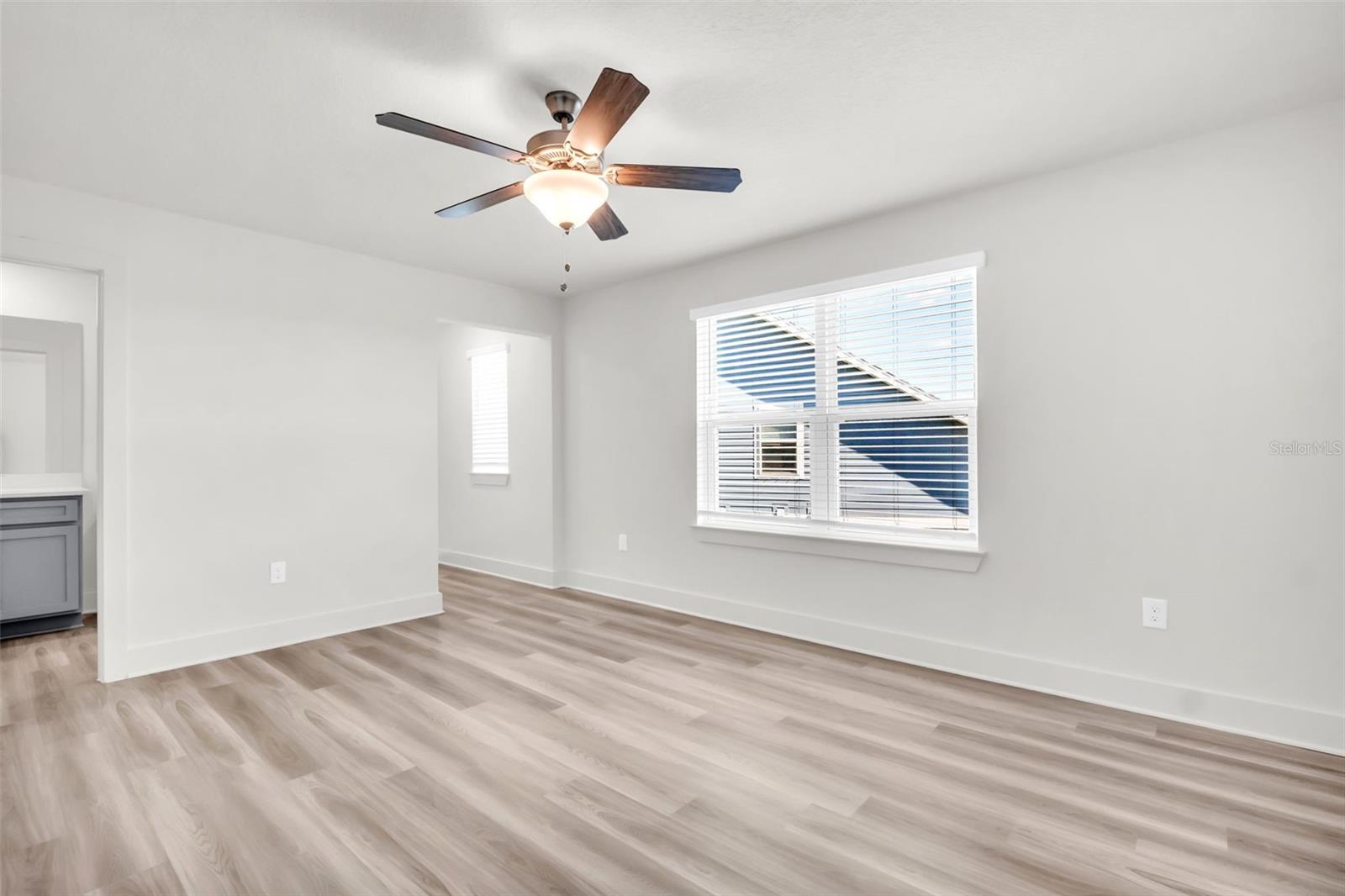 Image 46 of 48 For 7938 Chandler Lake Court