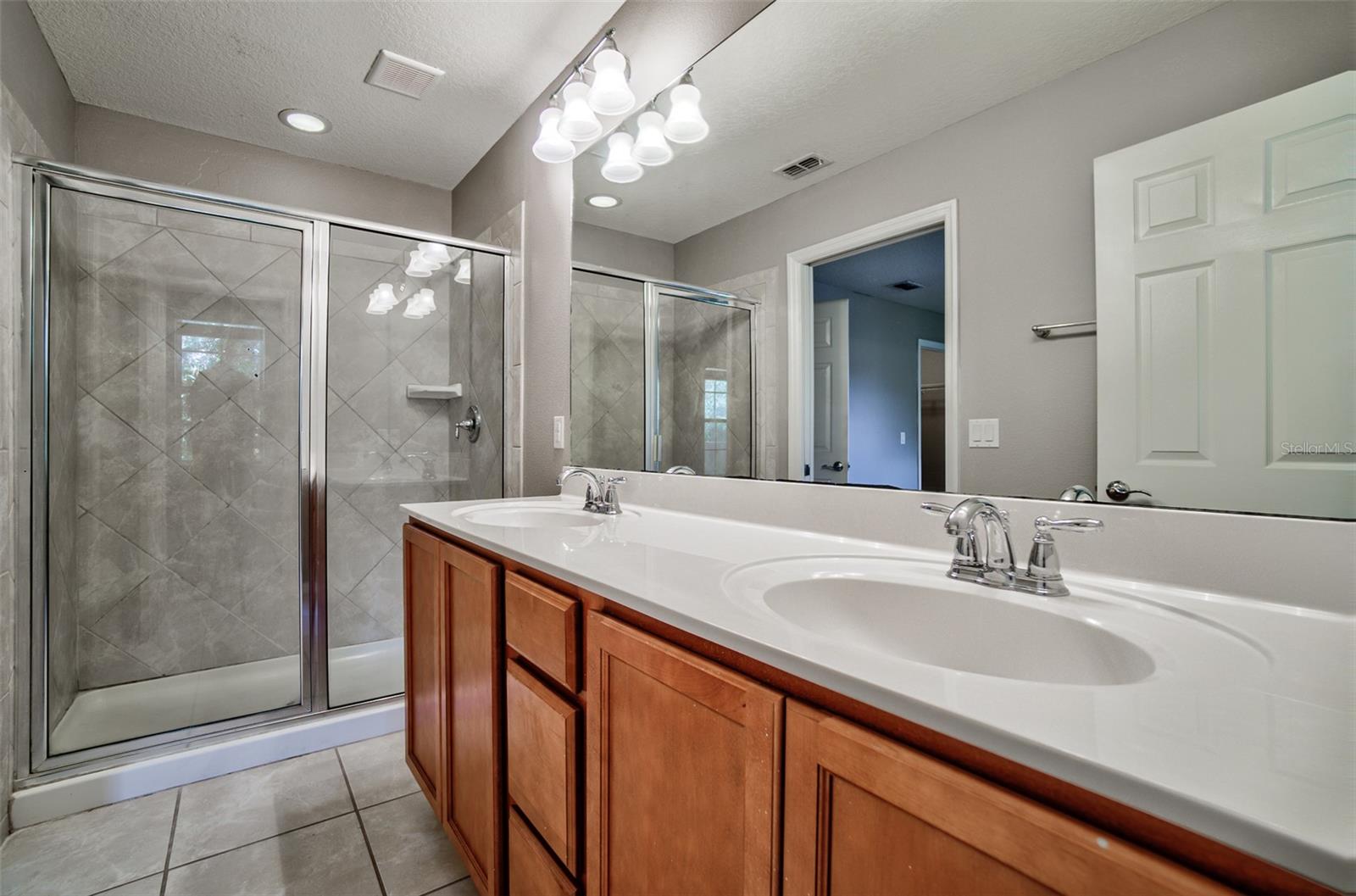 Image 24 of 47 For 12057 Forsythia Drive