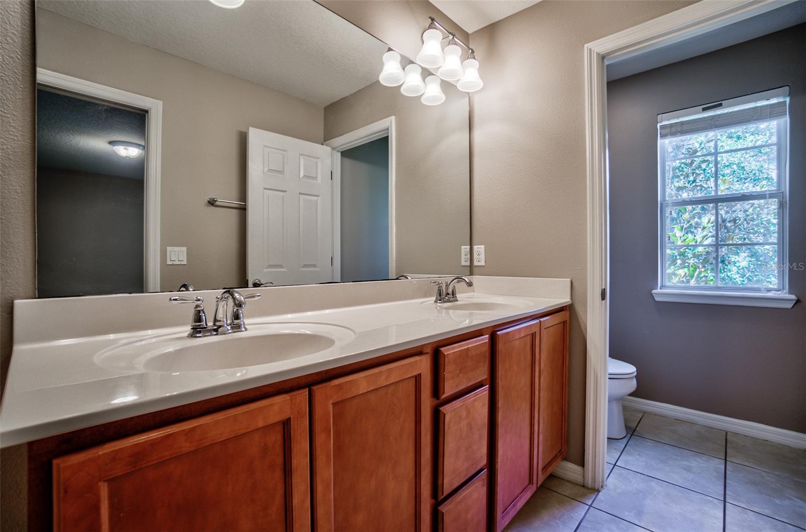 Image 25 of 47 For 12057 Forsythia Drive