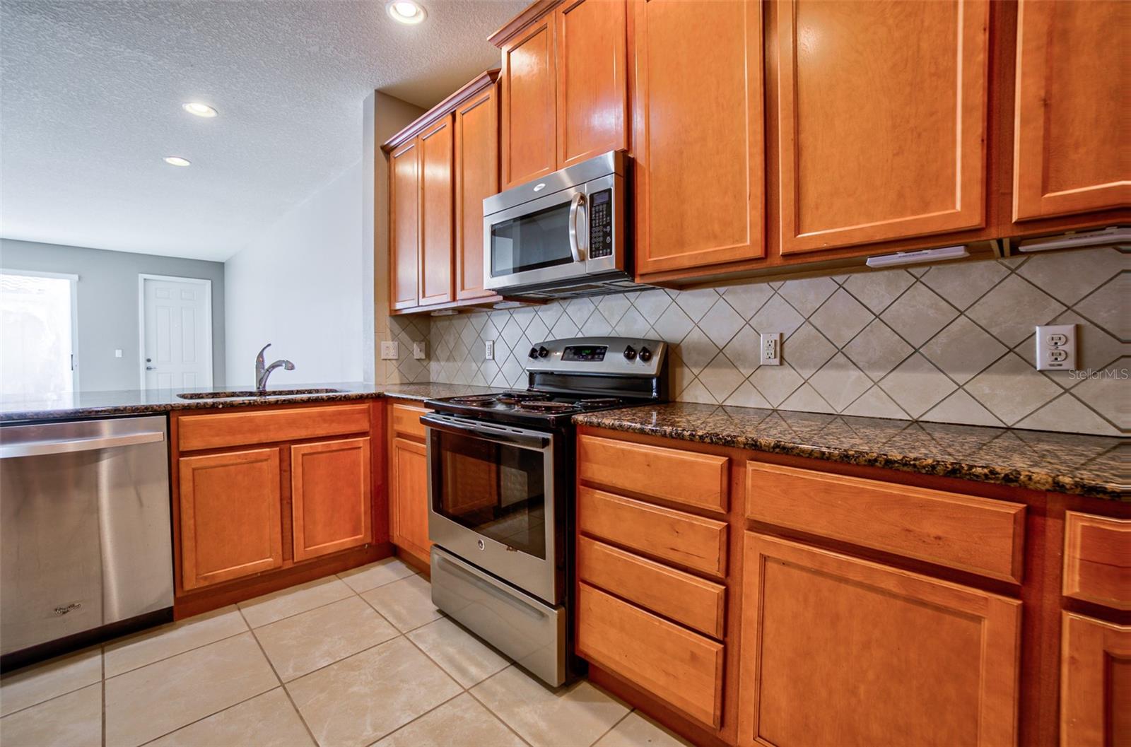 Image 9 of 47 For 12057 Forsythia Drive