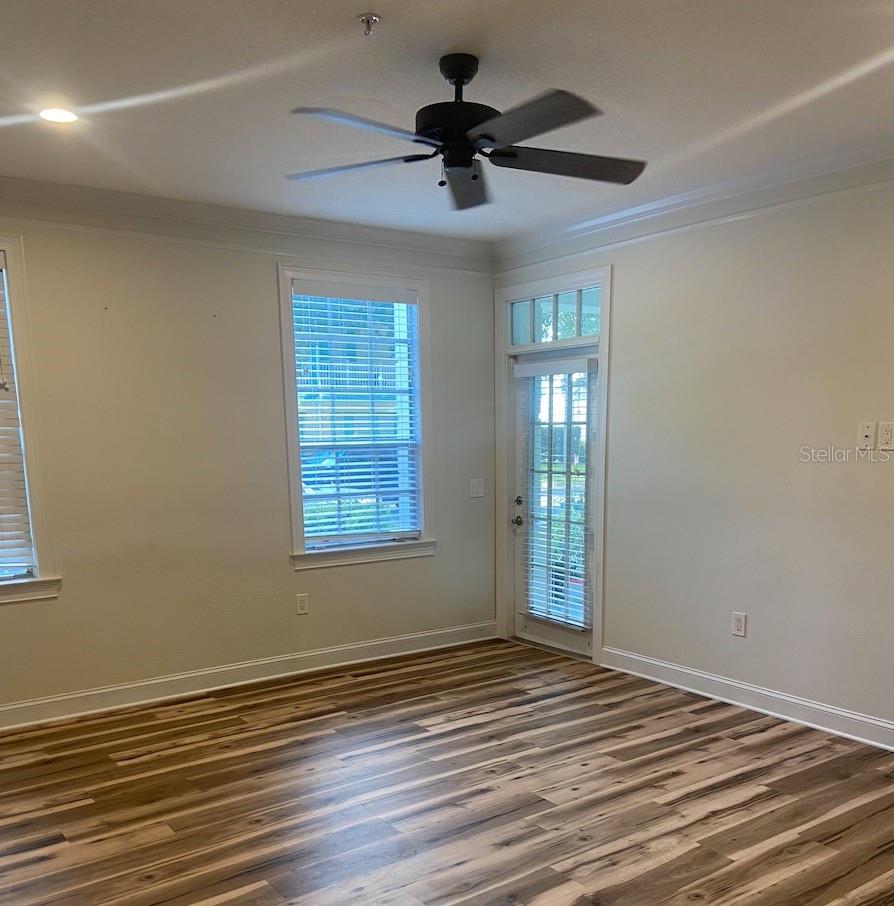 Image 32 of 51 For 233 Goldenrain Drive 3104