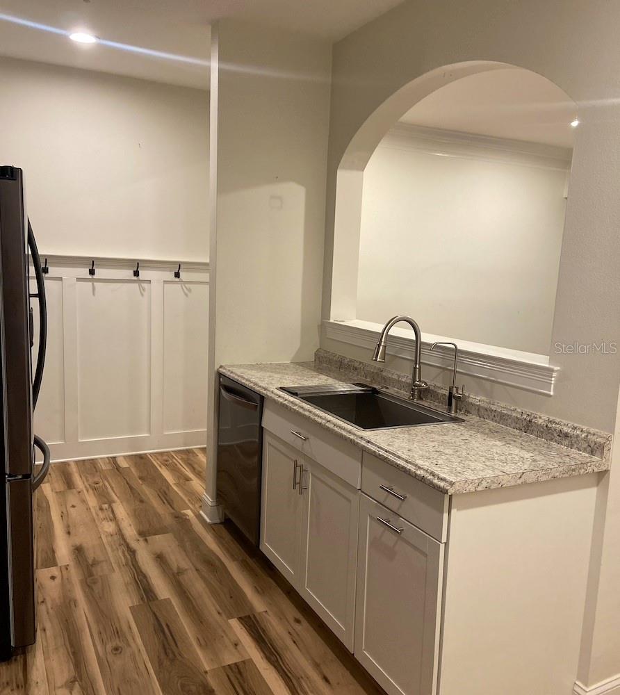 Image 34 of 51 For 233 Goldenrain Drive 3104