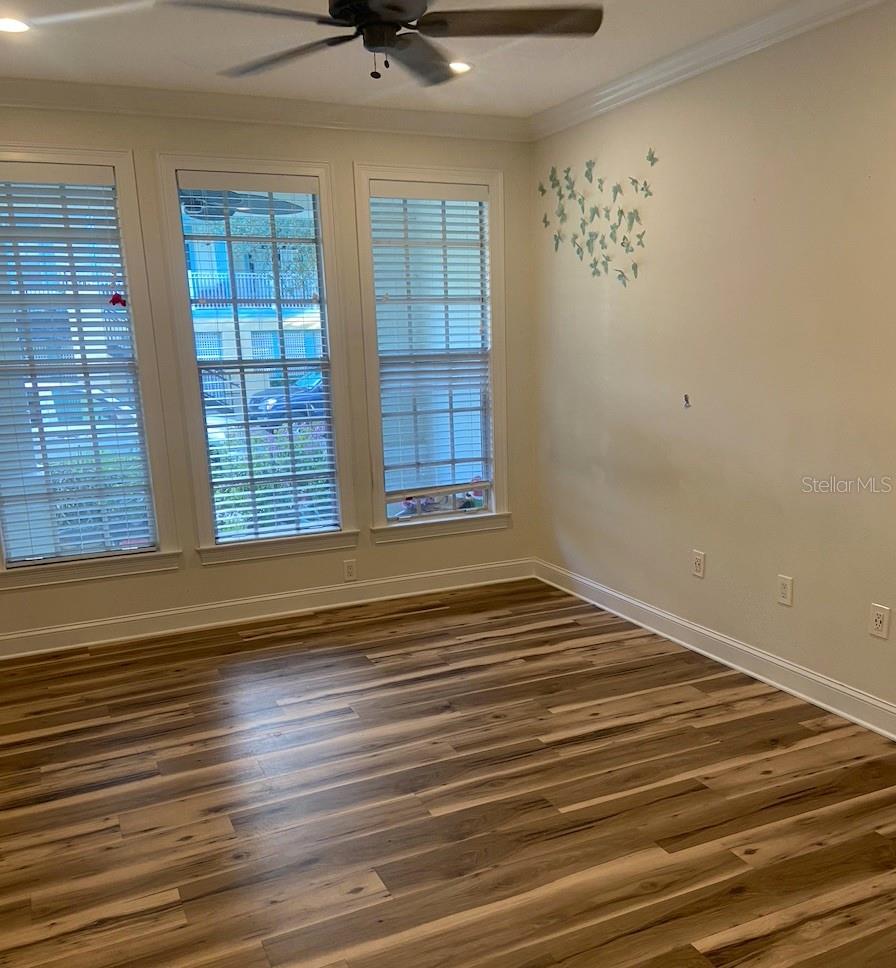 Image 36 of 51 For 233 Goldenrain Drive 3104