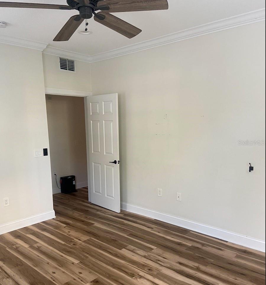 Image 48 of 51 For 233 Goldenrain Drive 3104