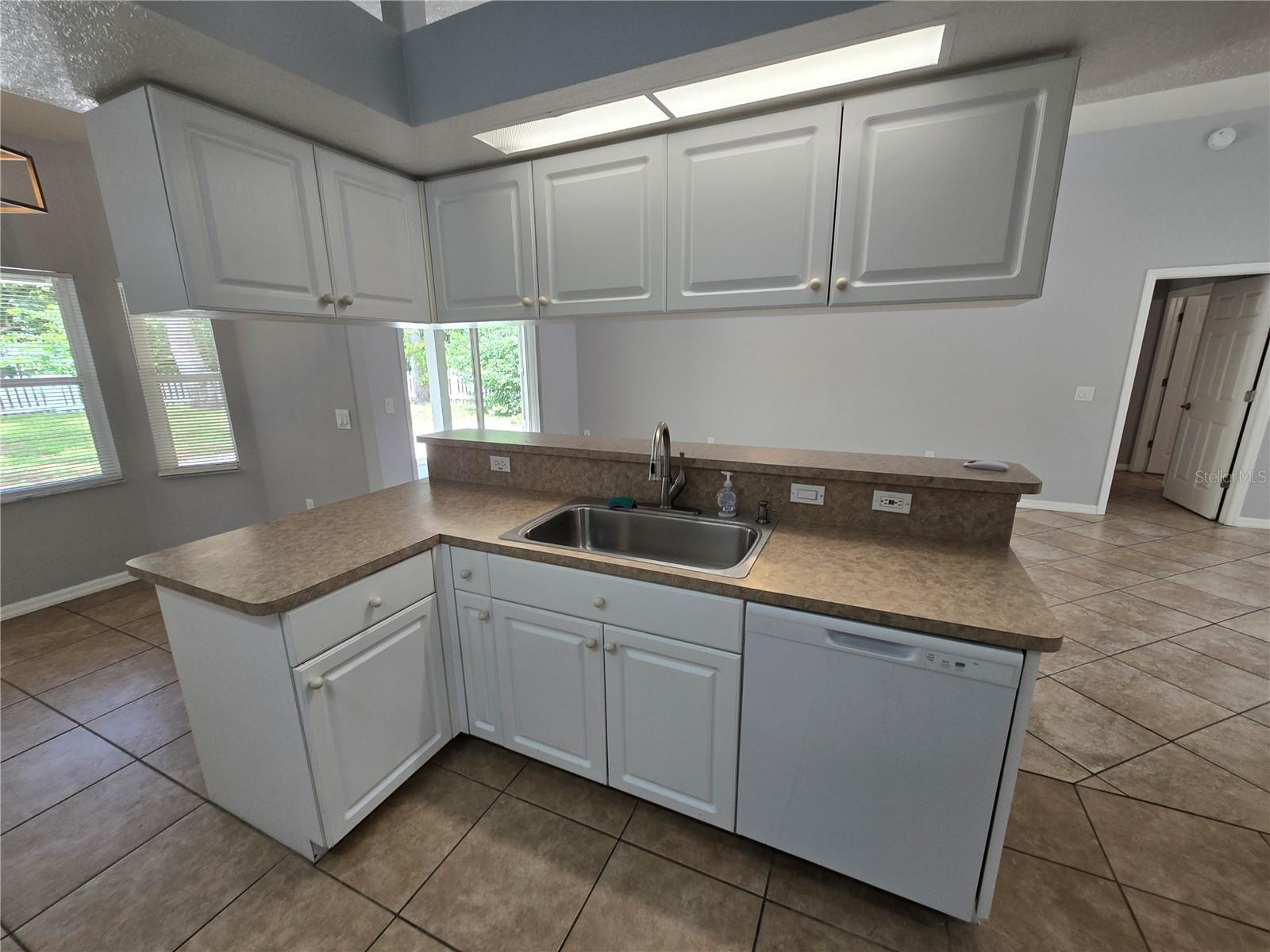 Image 21 of 44 For 3123 Shadow Oaks Drive