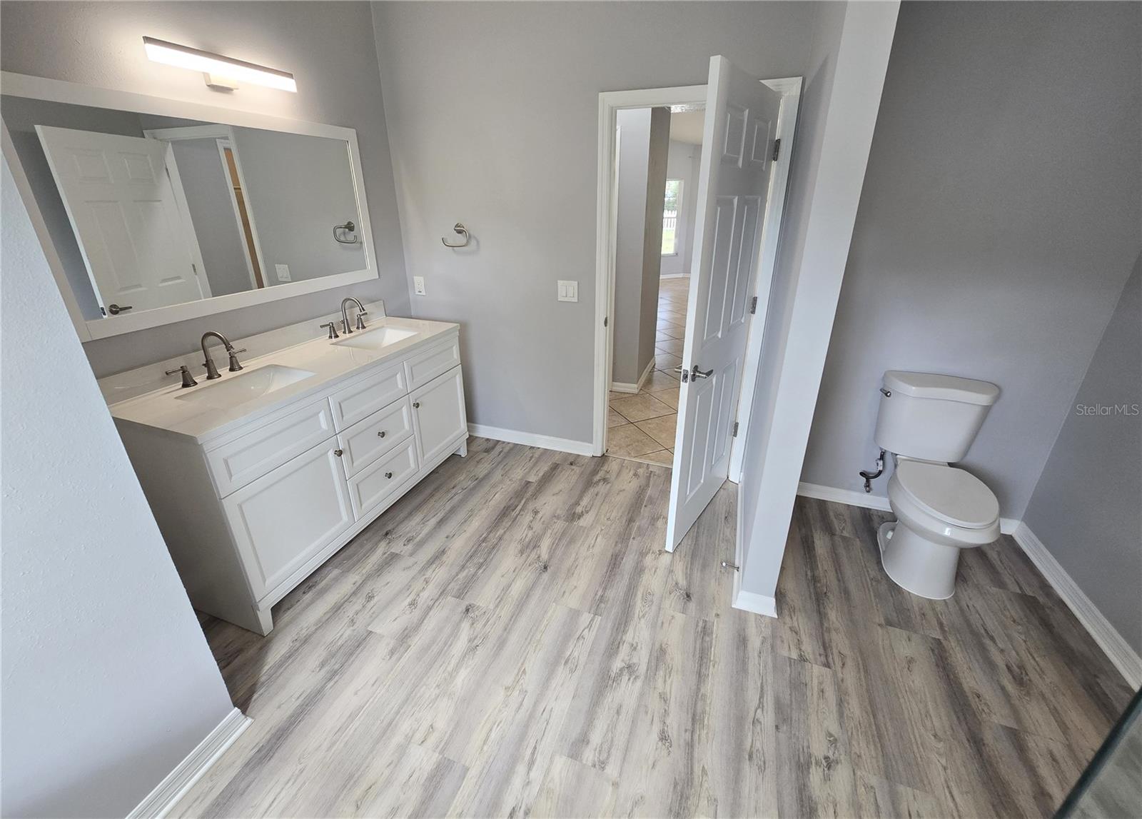 Image 33 of 44 For 3123 Shadow Oaks Drive