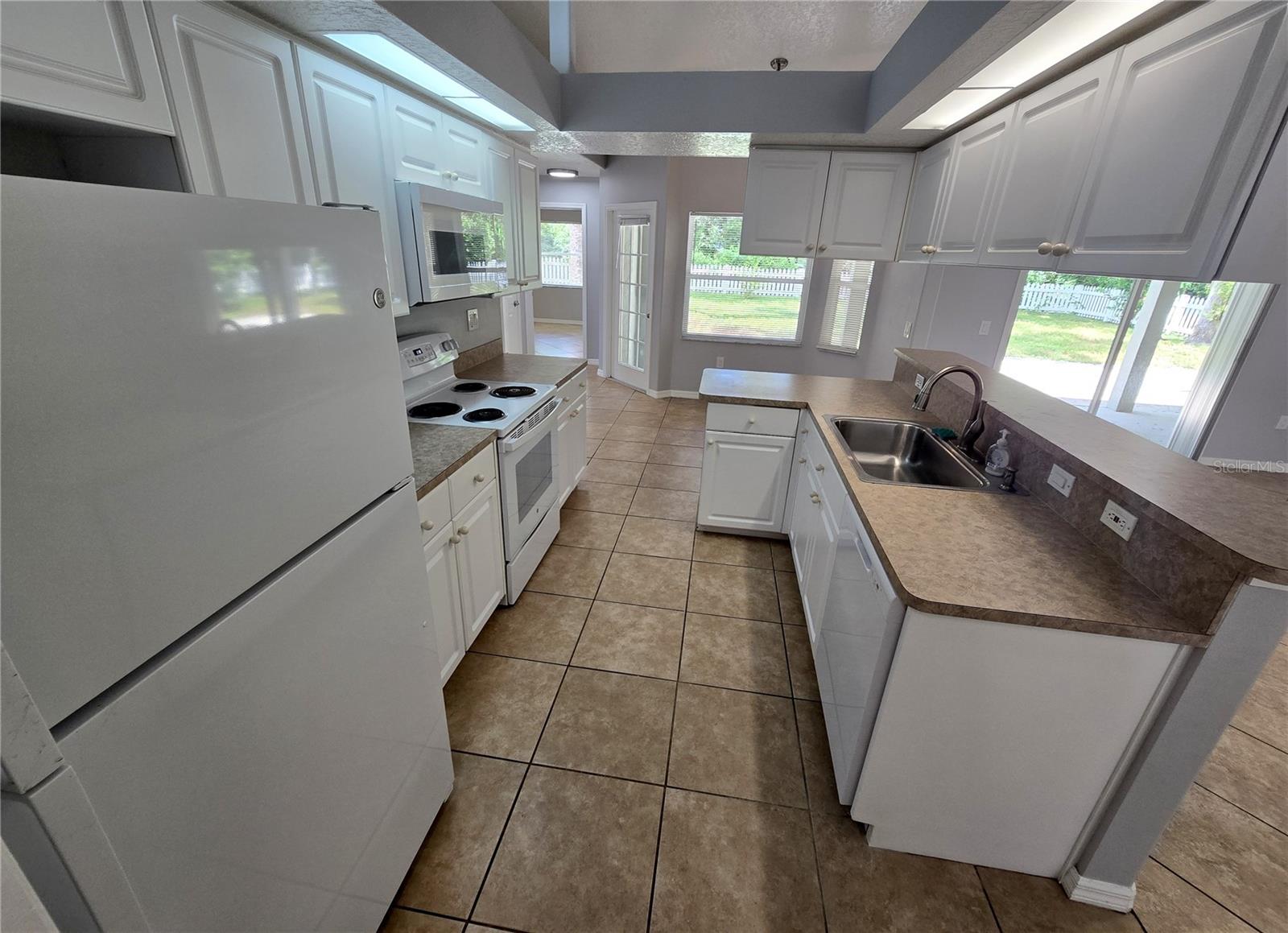 Image 6 of 44 For 3123 Shadow Oaks Drive