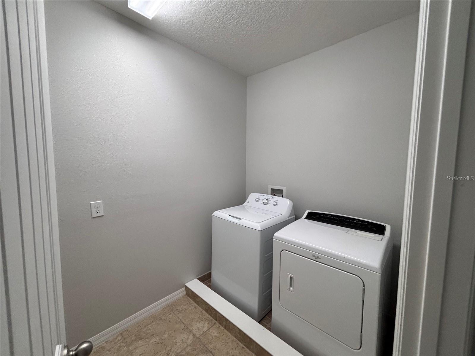 Image 18 of 25 For 13786 Summer Harbor Court