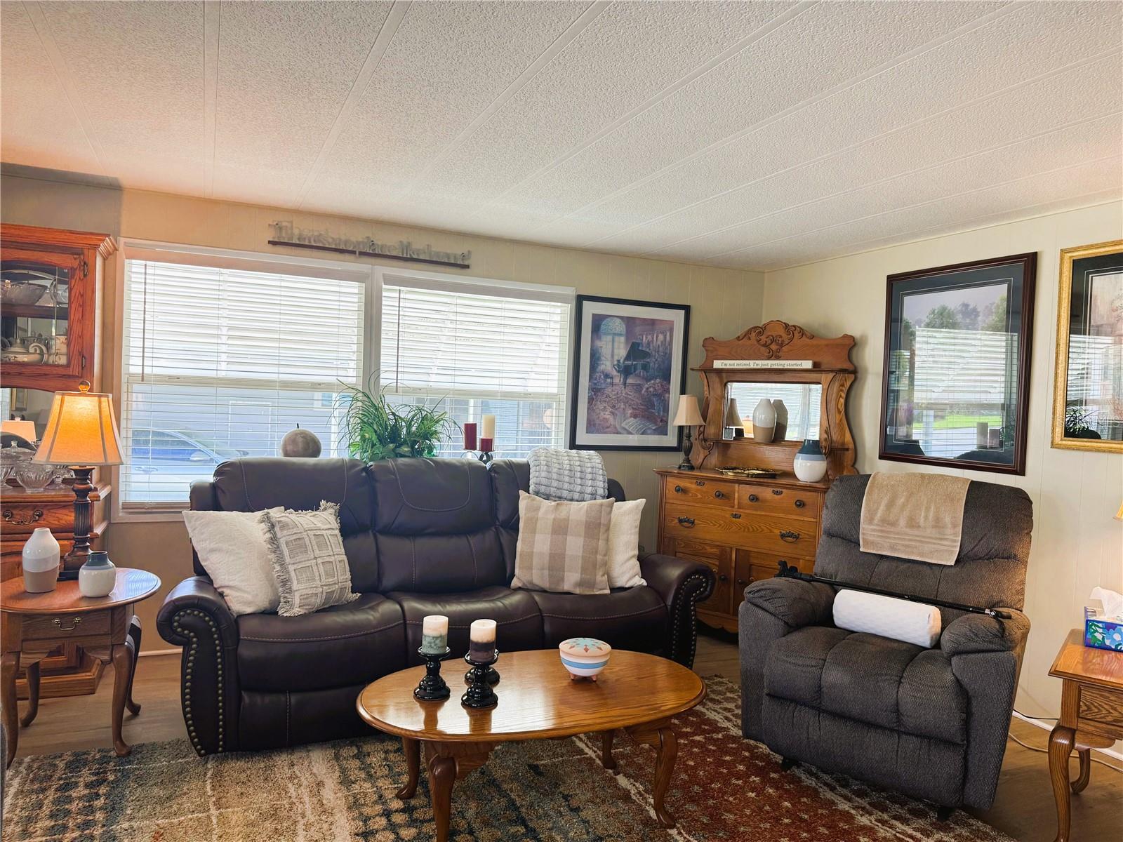 Image 26 of 48 For 131 Bougainvillea Drive