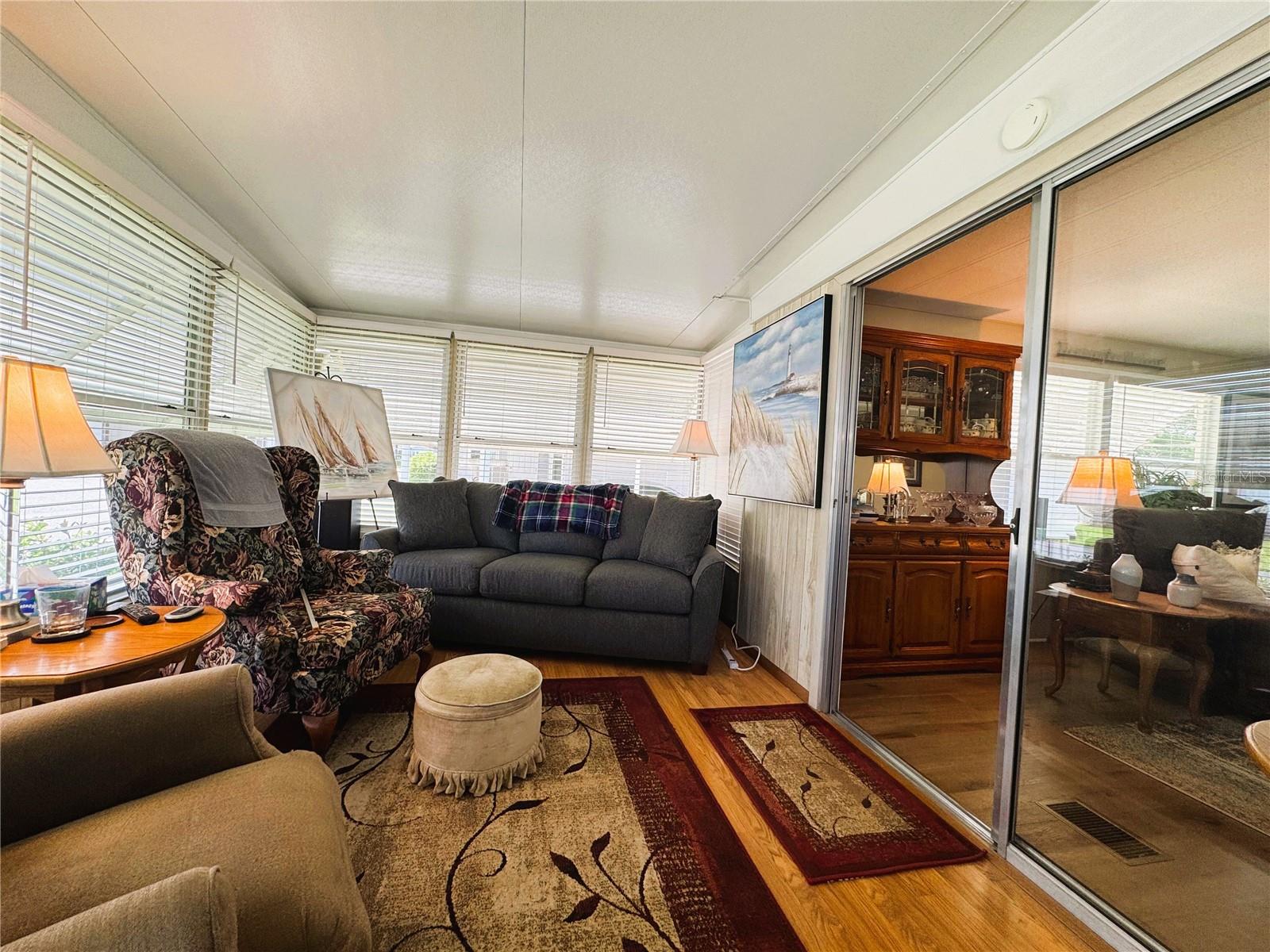 Image 27 of 48 For 131 Bougainvillea Drive