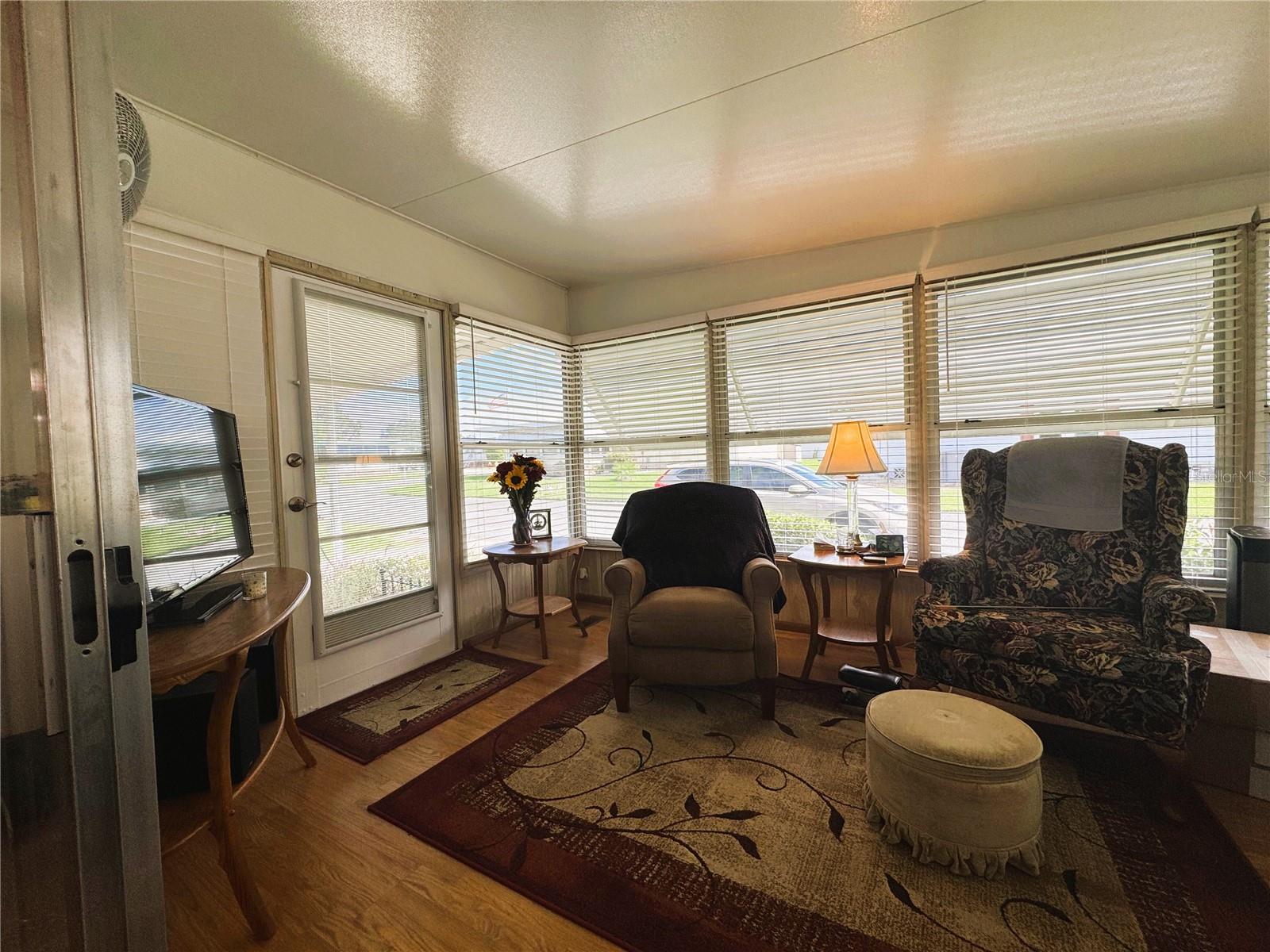 Image 31 of 48 For 131 Bougainvillea Drive