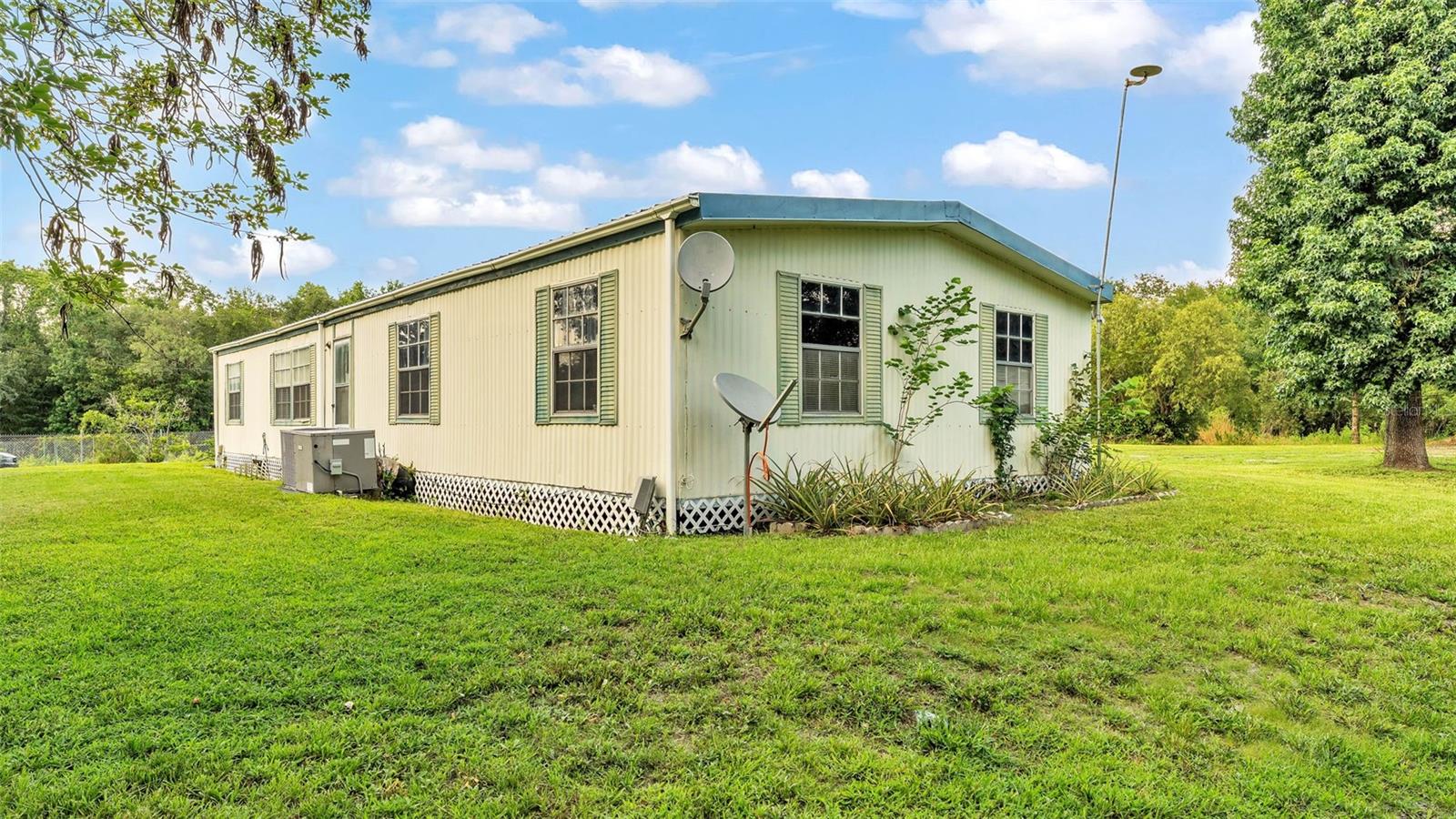 Image 16 of 47 For 7008 County Line Road