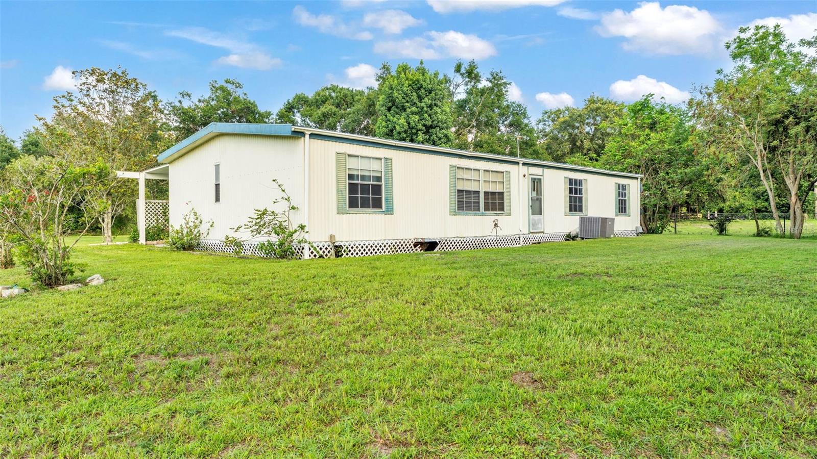 Image 18 of 47 For 7008 County Line Road