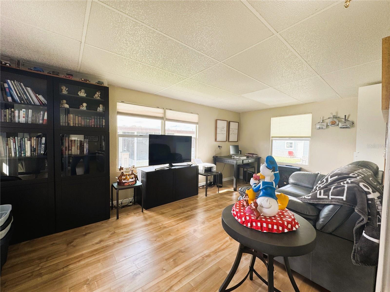 Image 21 of 49 For 110 Gardenia Way