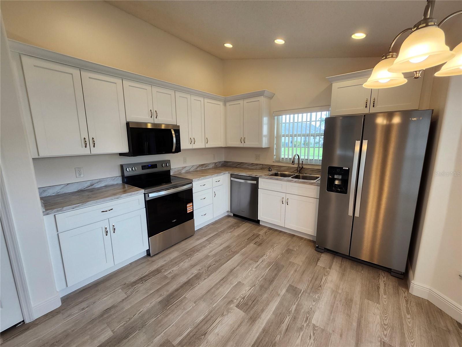 Image 3 of 23 For 4694 Prairie Point Boulevard