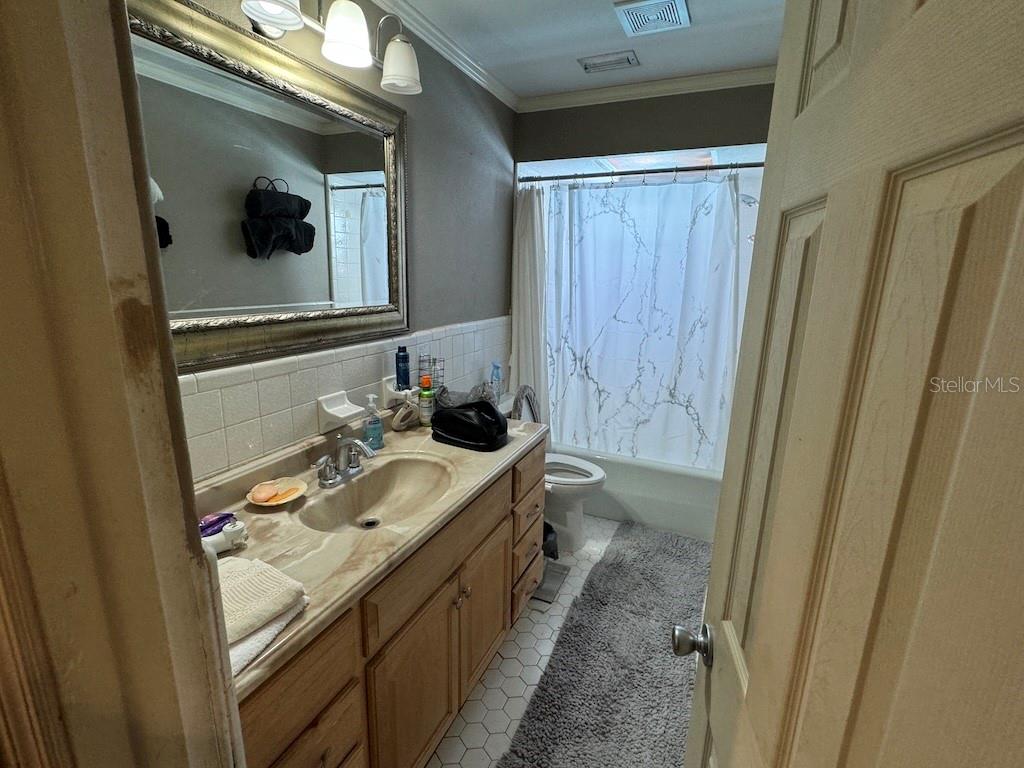 Image 16 of 51 For 3830 Clubhouse Road