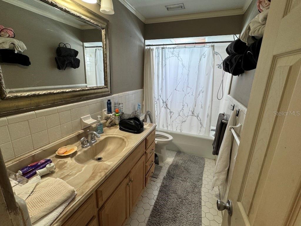 Image 21 of 48 For 3830 Clubhouse Road