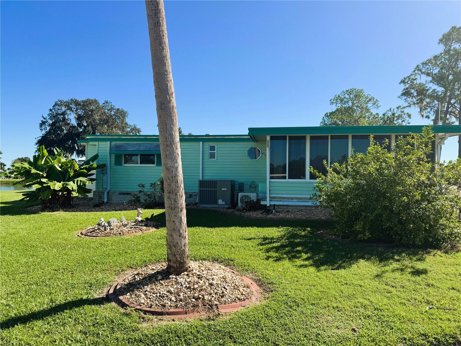 Image 10 of 34 For 308 Hawthorne Boulevard