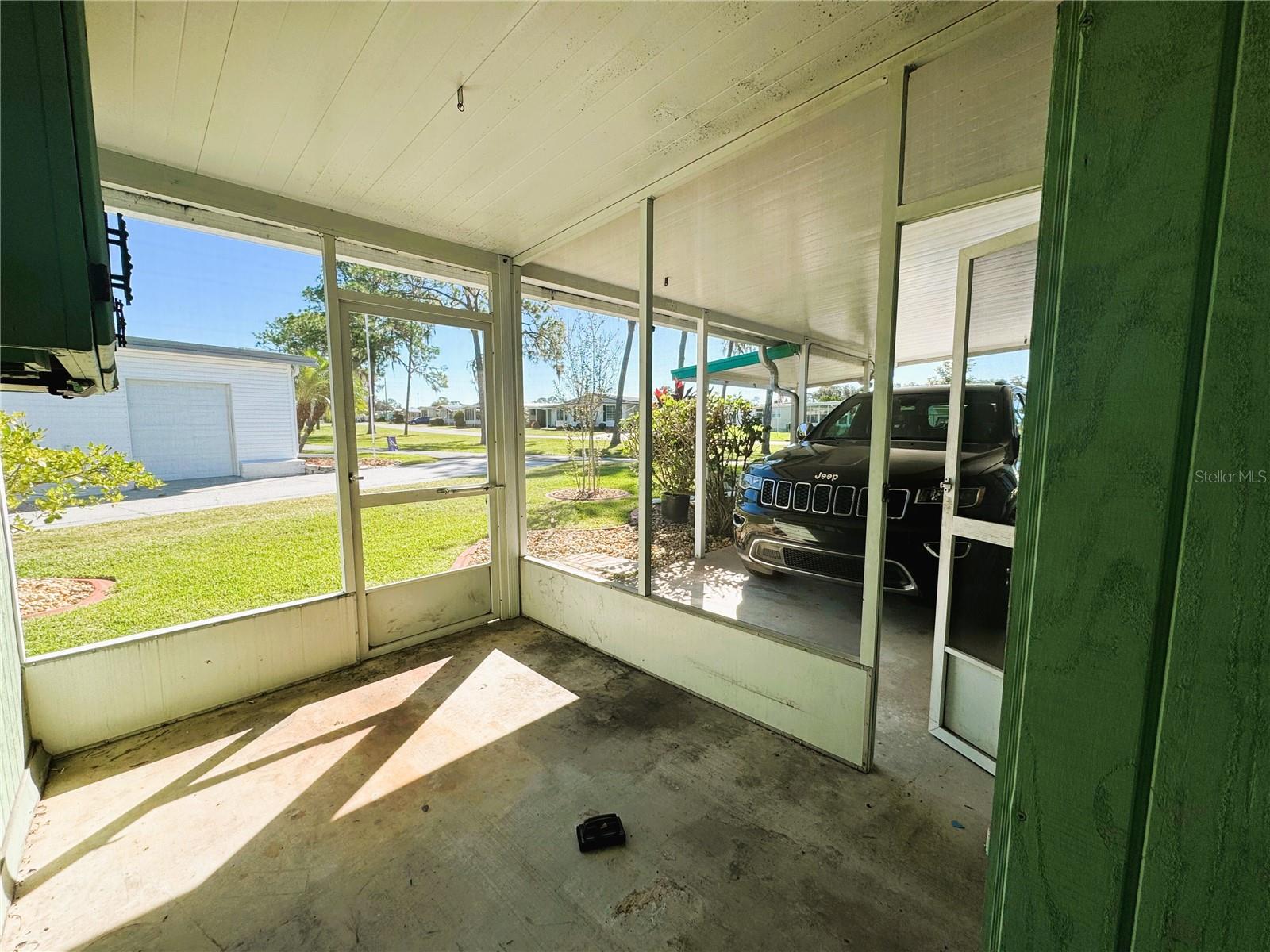 Image 12 of 34 For 308 Hawthorne Boulevard