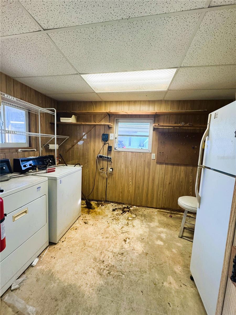 Image 15 of 34 For 308 Hawthorne Boulevard